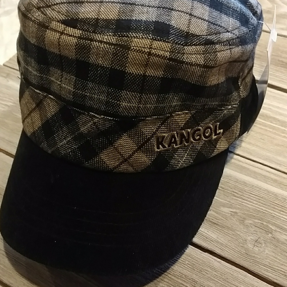 NWT Ladies Hat